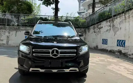 Mercedes-Benz GLB, 2021 год, 2 240 000 рублей, 2 фотография