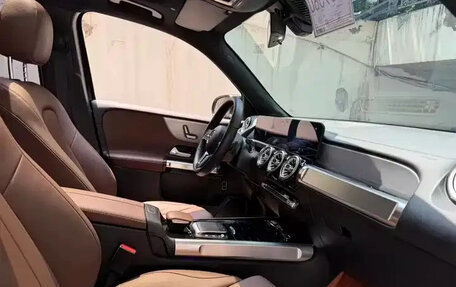 Mercedes-Benz GLB, 2021 год, 2 240 000 рублей, 10 фотография