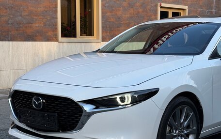 Mazda 3, 2022 год, 2 400 000 рублей, 3 фотография
