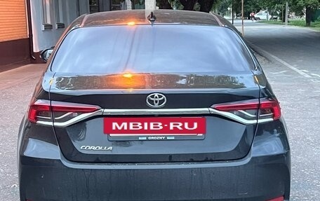 Toyota Corolla, 2019 год, 2 200 000 рублей, 2 фотография