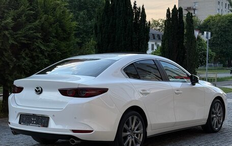 Mazda 3, 2022 год, 2 400 000 рублей, 7 фотография