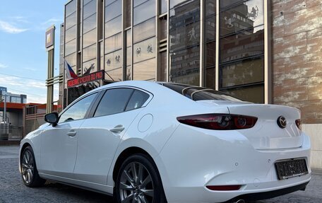 Mazda 3, 2022 год, 2 400 000 рублей, 21 фотография