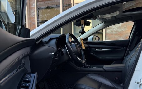Mazda 3, 2022 год, 2 400 000 рублей, 25 фотография