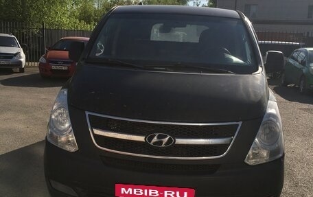 Hyundai Grand Starex Grand Starex I рестайлинг 2, 2010 год, 670 000 рублей, 2 фотография