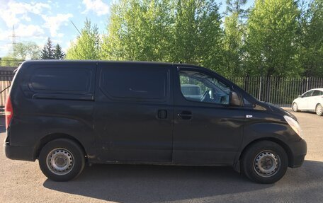 Hyundai Grand Starex Grand Starex I рестайлинг 2, 2010 год, 670 000 рублей, 3 фотография