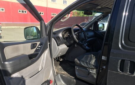 Hyundai Grand Starex Grand Starex I рестайлинг 2, 2010 год, 670 000 рублей, 9 фотография