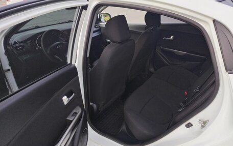 KIA Rio III рестайлинг, 2013 год, 720 000 рублей, 7 фотография