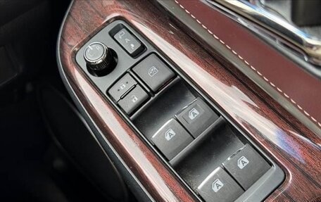 Toyota Harrier, 2015 год, 2 000 000 рублей, 17 фотография