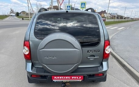 Chevrolet Niva I рестайлинг, 2017 год, 770 000 рублей, 7 фотография