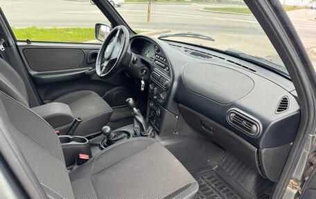 Chevrolet Niva I рестайлинг, 2017 год, 770 000 рублей, 13 фотография