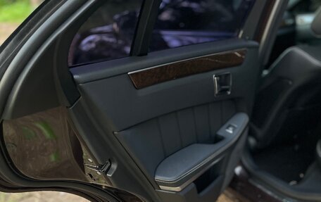 Mercedes-Benz E-Класс, 2010 год, 1 350 000 рублей, 14 фотография