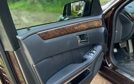 Mercedes-Benz E-Класс, 2010 год, 1 350 000 рублей, 12 фотография