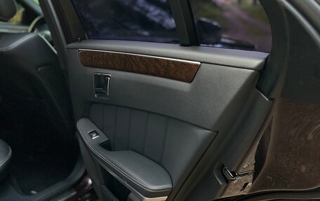 Mercedes-Benz E-Класс, 2010 год, 1 350 000 рублей, 15 фотография