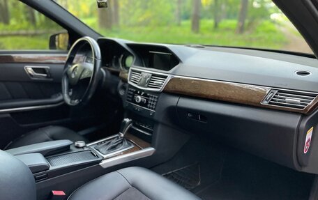 Mercedes-Benz E-Класс, 2010 год, 1 350 000 рублей, 16 фотография