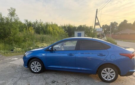 Hyundai Solaris II рестайлинг, 2021 год, 1 700 000 рублей, 7 фотография