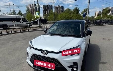 Toyota Raize I, 2020 год, 1 350 000 рублей, 2 фотография
