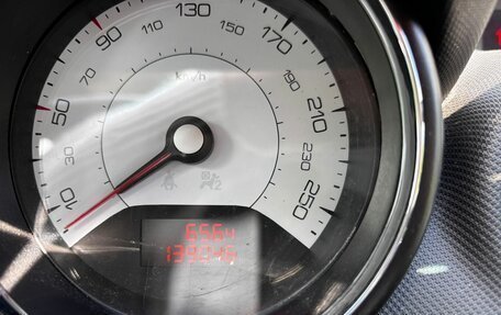 Peugeot 408 I рестайлинг, 2015 год, 730 000 рублей, 20 фотография