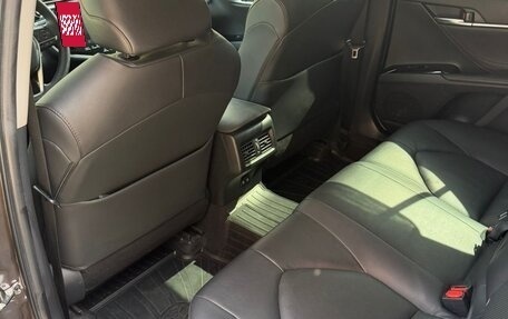 Toyota Camry, 2019 год, 2 750 000 рублей, 11 фотография