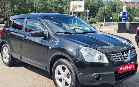 Nissan Qashqai, 2009 год, 900 000 рублей, 2 фотография