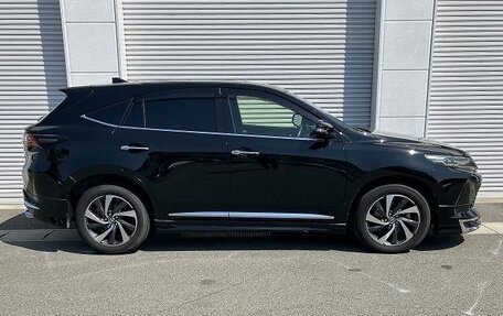 Toyota Harrier, 2018 год, 2 200 000 рублей, 7 фотография