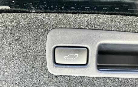 Toyota Harrier, 2018 год, 2 200 000 рублей, 25 фотография