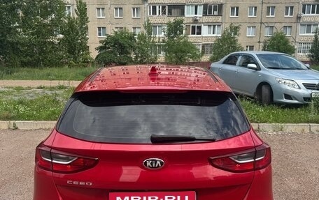 KIA cee'd III, 2018 год, 1 350 000 рублей, 2 фотография