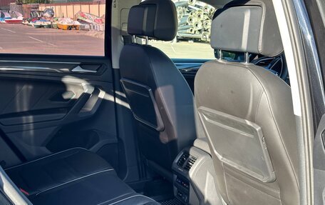 Volkswagen Tiguan II, 2020 год, 3 200 000 рублей, 21 фотография