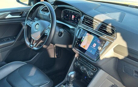 Volkswagen Tiguan II, 2020 год, 3 200 000 рублей, 26 фотография