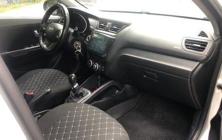 KIA Rio III рестайлинг, 2013 год, 630 000 рублей, 7 фотография