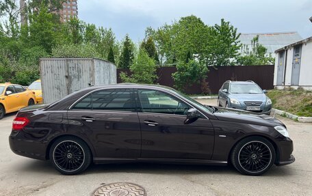 Mercedes-Benz E-Класс, 2012 год, 1 570 000 рублей, 4 фотография