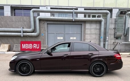 Mercedes-Benz E-Класс, 2012 год, 1 570 000 рублей, 6 фотография