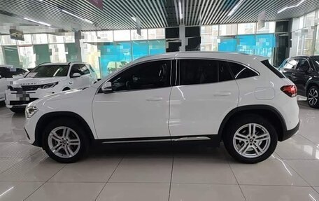 Mercedes-Benz GLA, 2021 год, 1 980 000 рублей, 6 фотография