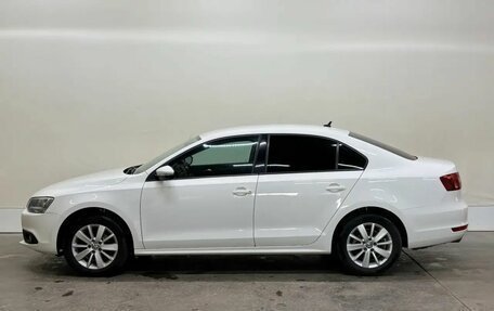 Volkswagen Jetta VI, 2014 год, 999 000 рублей, 5 фотография