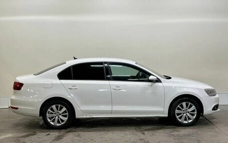 Volkswagen Jetta VI, 2014 год, 999 000 рублей, 6 фотография