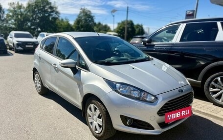 Ford Fiesta, 2015 год, 869 000 рублей, 2 фотография