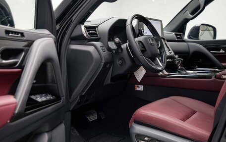 Lexus LX, 2025 год, 20 000 000 рублей, 7 фотография