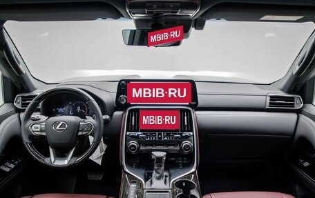 Lexus LX, 2025 год, 20 000 000 рублей, 8 фотография