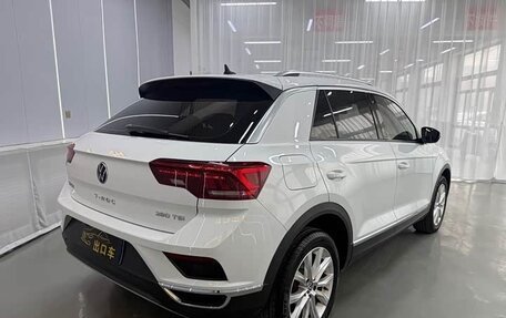 Volkswagen T-Roc I, 2022 год, 1 495 000 рублей, 6 фотография