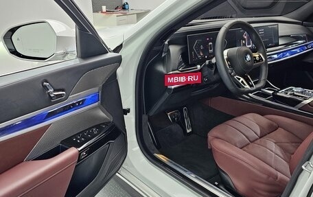 BMW 7 серия, 2025 год, 12 300 000 рублей, 9 фотография