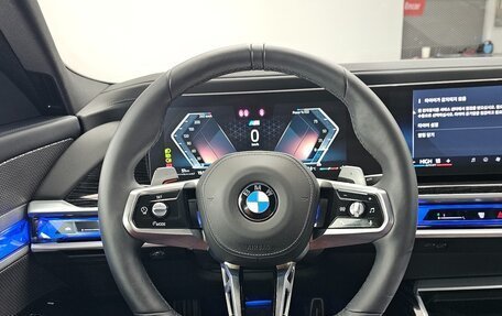 BMW 7 серия, 2025 год, 12 300 000 рублей, 13 фотография