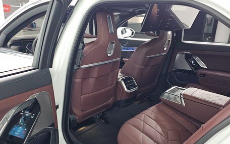 BMW 7 серия, 2025 год, 12 300 000 рублей, 14 фотография