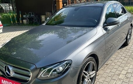 Mercedes-Benz E-Класс, 2018 год, 3 650 000 рублей, 6 фотография