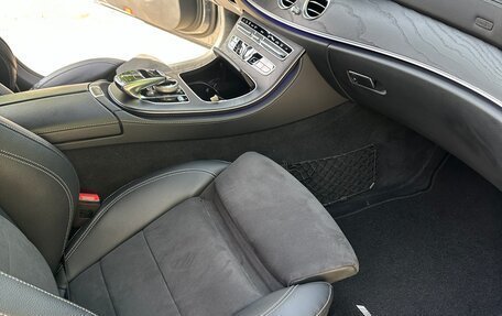 Mercedes-Benz E-Класс, 2018 год, 3 650 000 рублей, 18 фотография