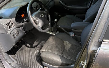 Toyota Avensis III рестайлинг, 2006 год, 999 000 рублей, 7 фотография
