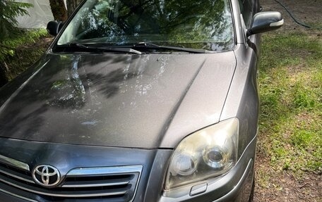 Toyota Avensis III рестайлинг, 2006 год, 999 000 рублей, 8 фотография
