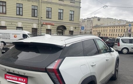 Geely Atlas, 2024 год, 2 800 000 рублей, 2 фотография