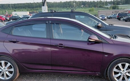Hyundai Solaris II рестайлинг, 2012 год, 800 000 рублей, 3 фотография