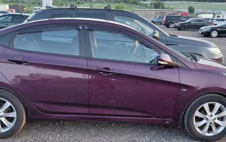 Hyundai Solaris II рестайлинг, 2012 год, 800 000 рублей, 5 фотография
