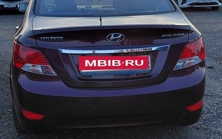 Hyundai Solaris II рестайлинг, 2012 год, 800 000 рублей, 2 фотография