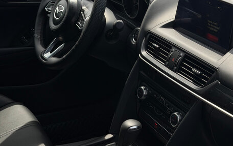 Mazda CX-4, 2023 год, 2 050 000 рублей, 11 фотография